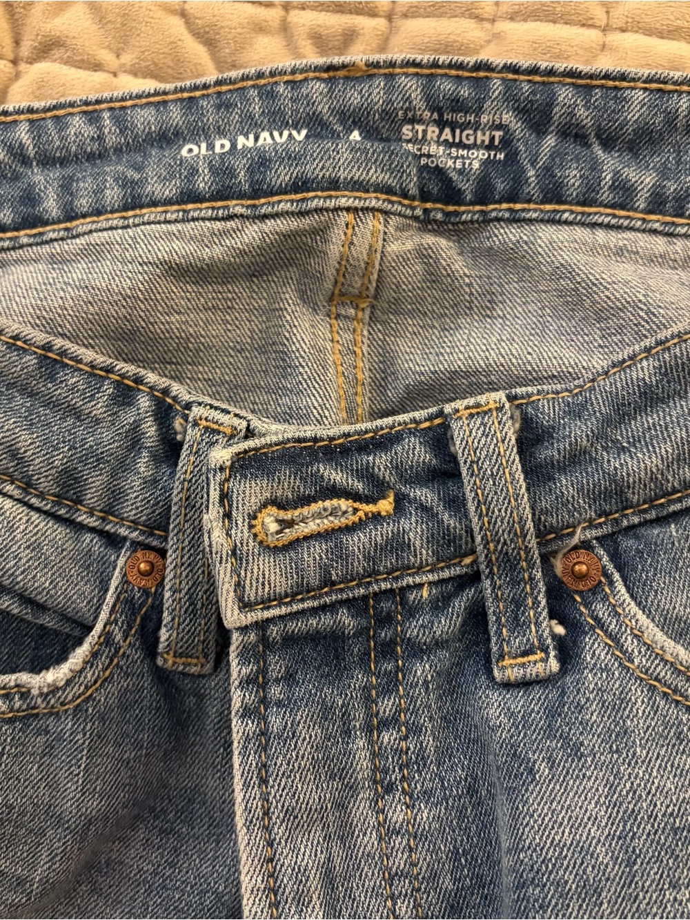 Old Navy women’s Straight Fit Blue Denim Jeans